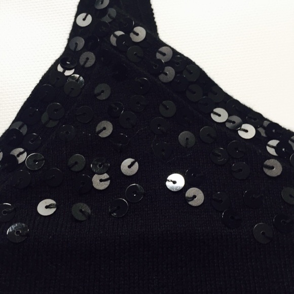 Old Navy | Black Tank Top With Sequins - Picture 3 of 5